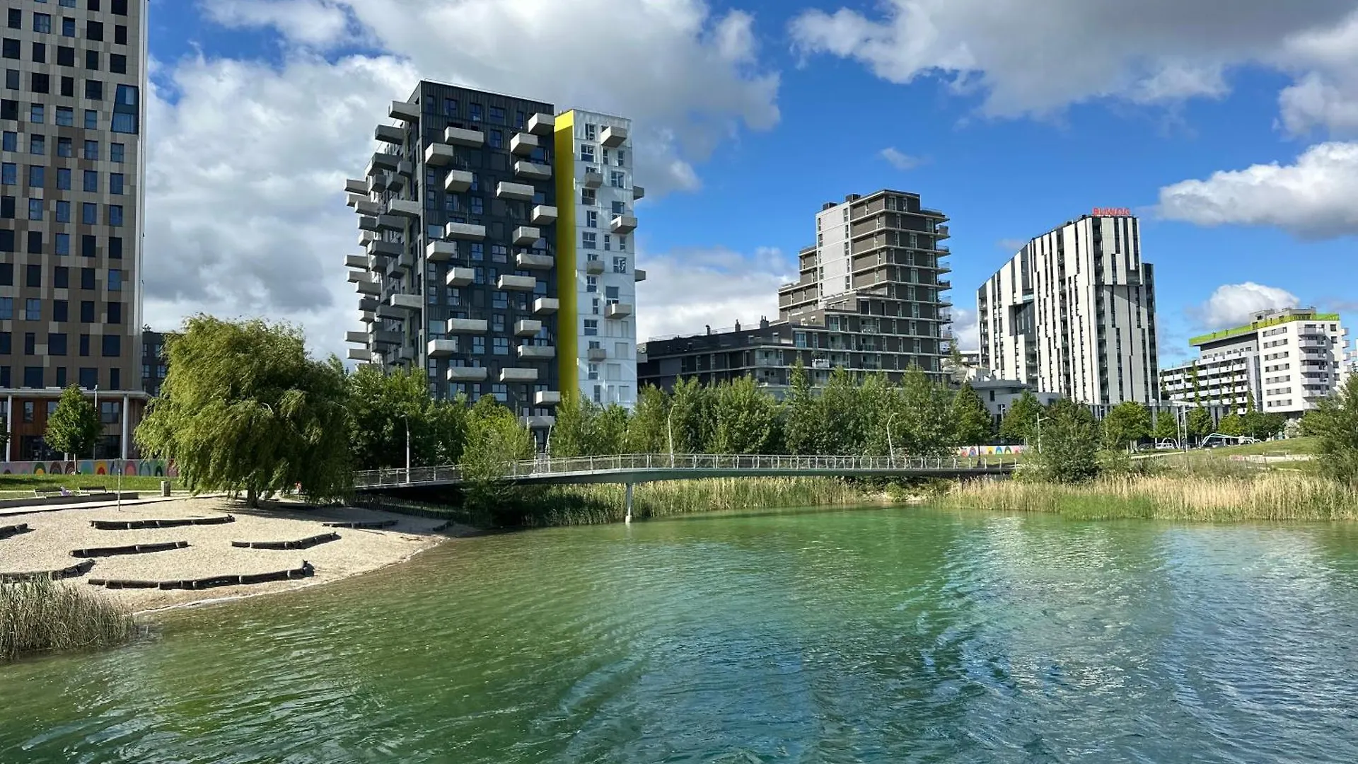 First Row At The Lake - 15 Min To City Center Vienna 0*,  Austria